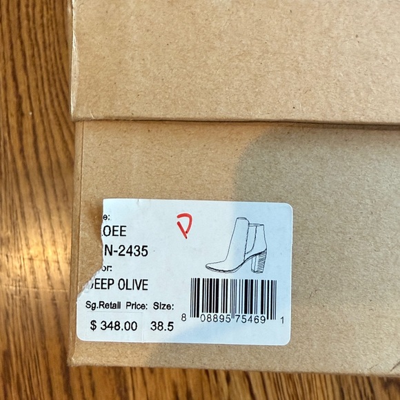 JOIE Moss Green Suede CHLOE Bootie | Size 38.5 US 8 Perfect fall boot!! - Picture 9 of 9